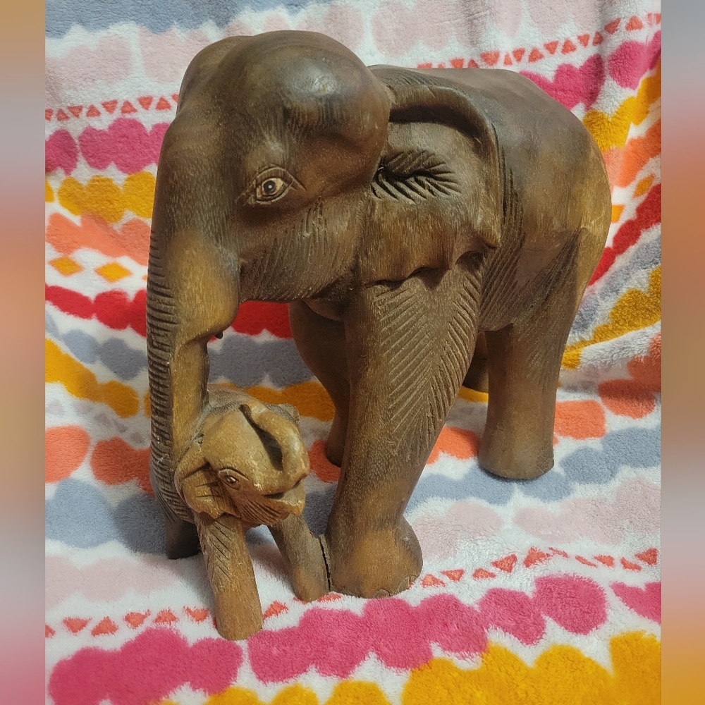 Carved Elephant Mom And Baby Wood Home Decor Accent Art